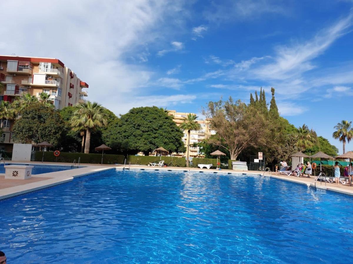 בנאלמדנה Encantador Estudio Con Piscina מראה חיצוני תמונה